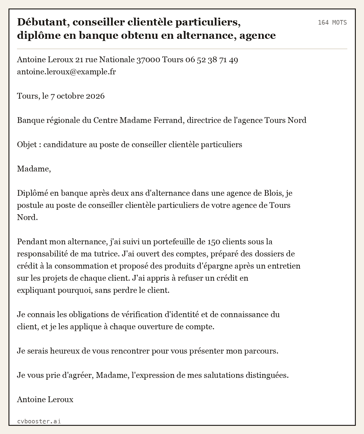 Exemple complet: Débutant, conseiller clientèle particuliers, diplôme en banque obtenu en alternance, agence de quartier, 164 mots