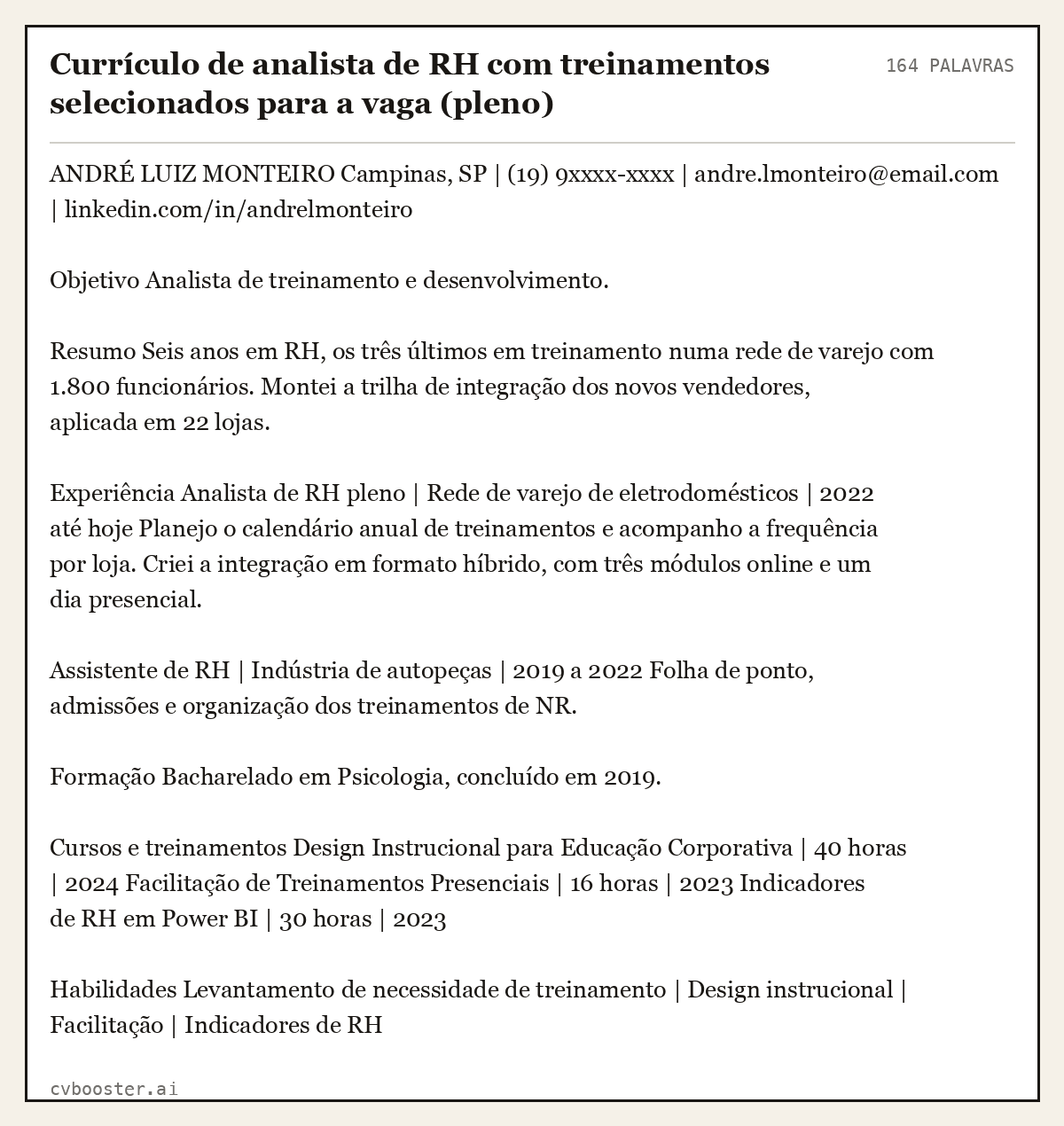 Exemplo completo: Currículo de analista de RH com treinamentos selecionados para a vaga (pleno), 164 palavras