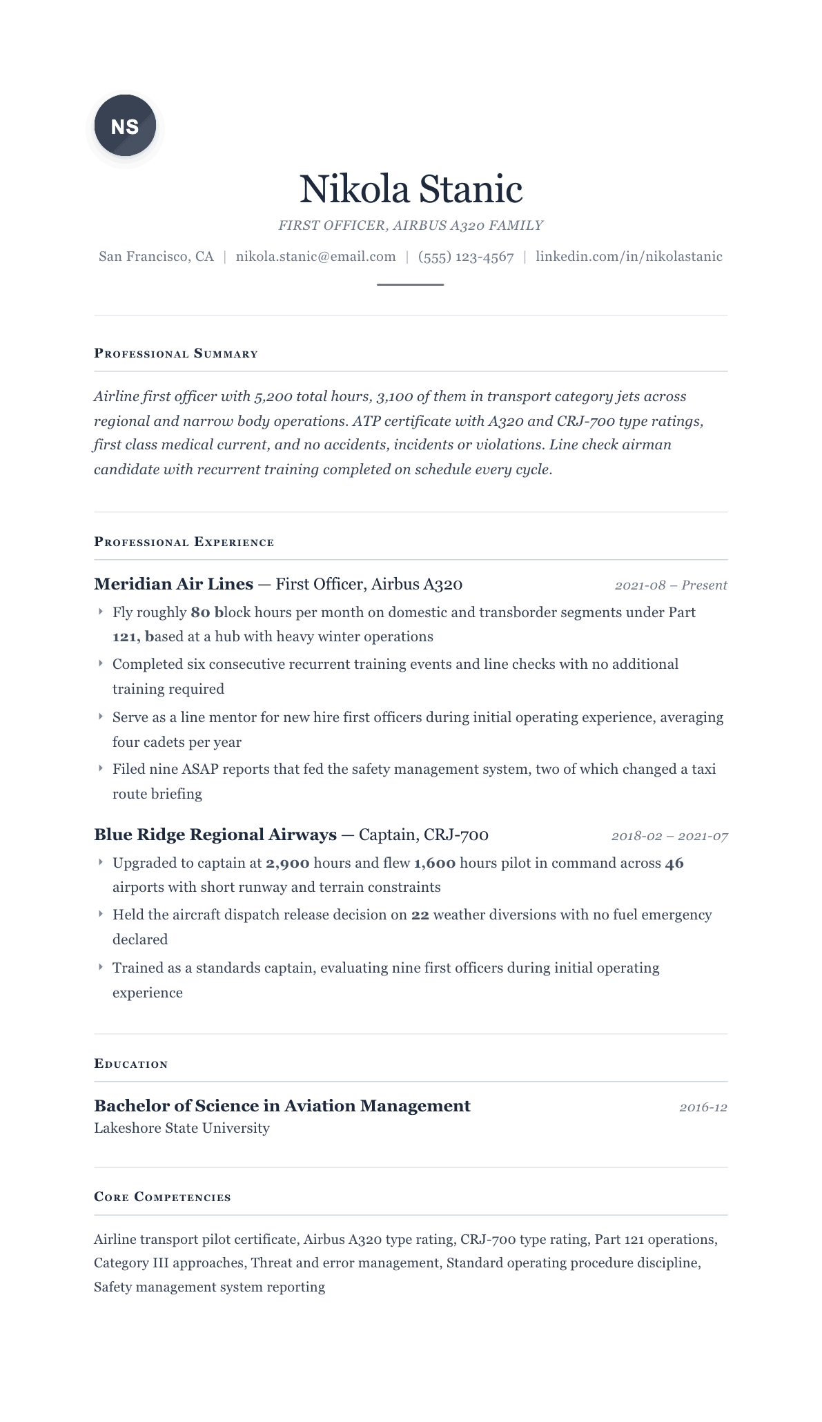 Airline Pilot resume example, Cornerstone template
