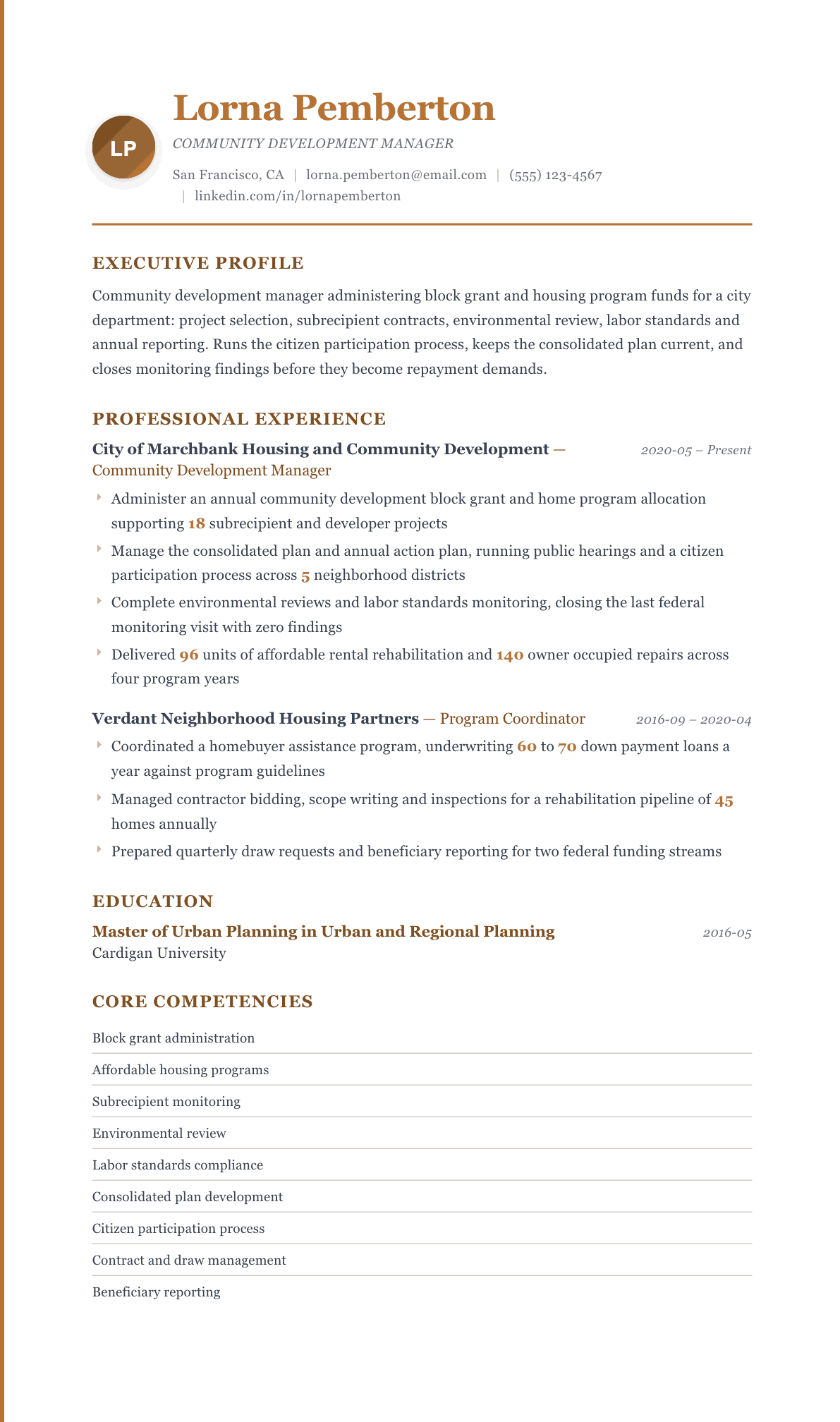 Community Development Manager resume example, Regency template