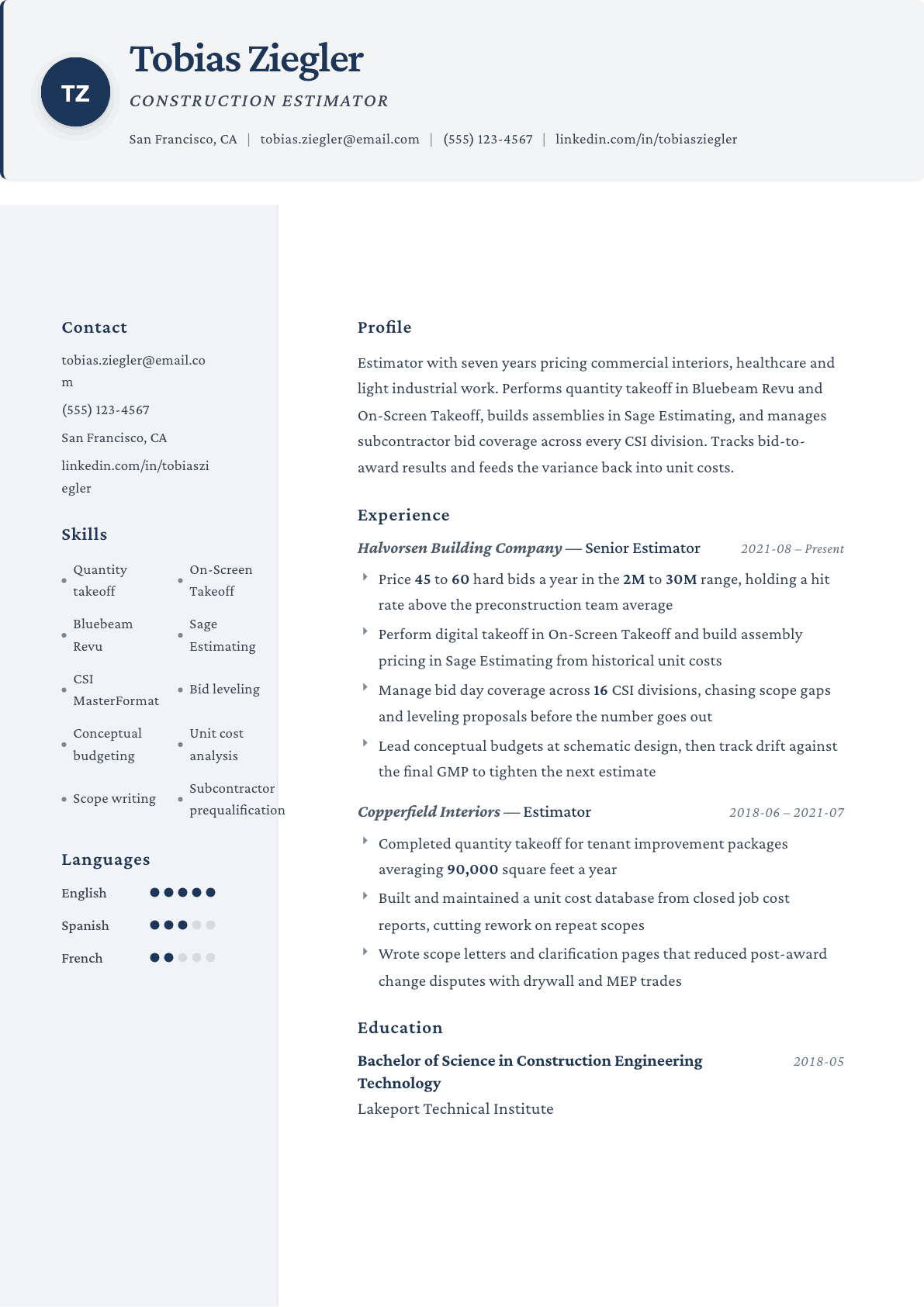 Construction Estimator resume example, Formal template