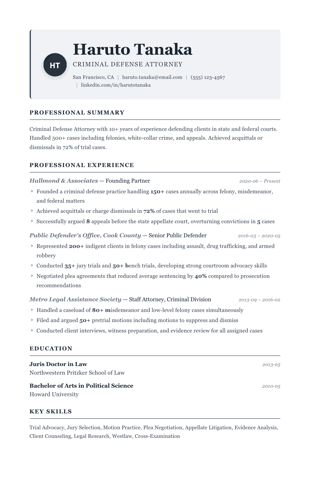 Criminal Defense Attorney resume example, Traditional template