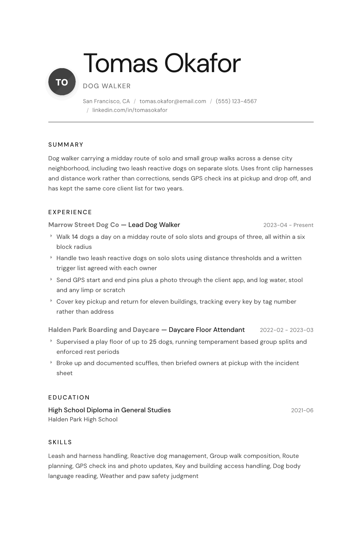 Dog Walker resume example, Whisper template