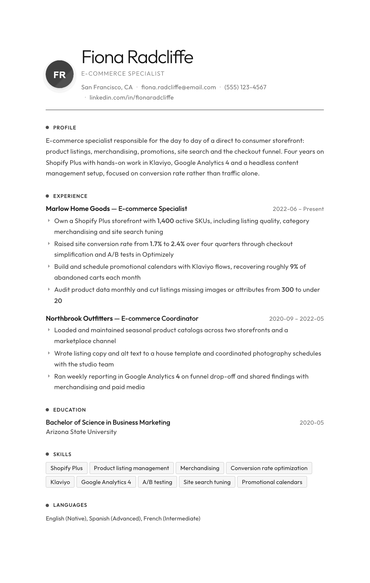 E-commerce Specialist resume example, Flux template