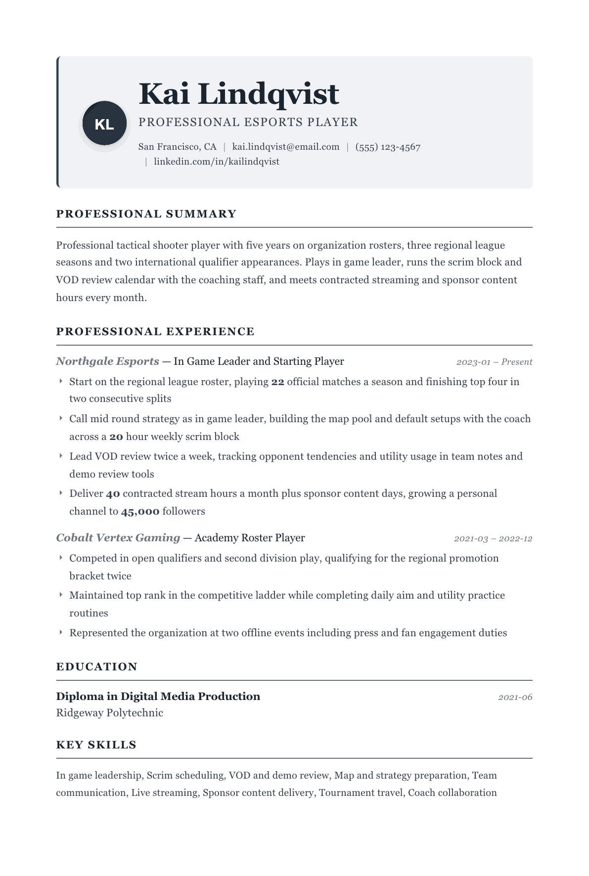 Esports Player resume example, Traditional template