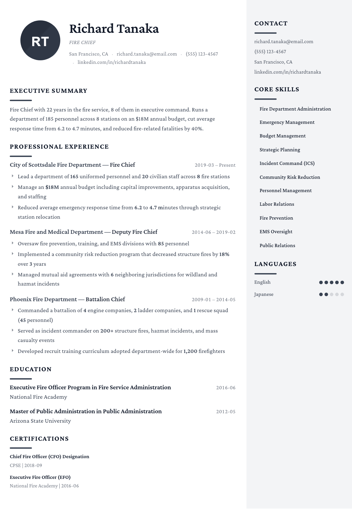 Fire Chief resume example, Monarch template