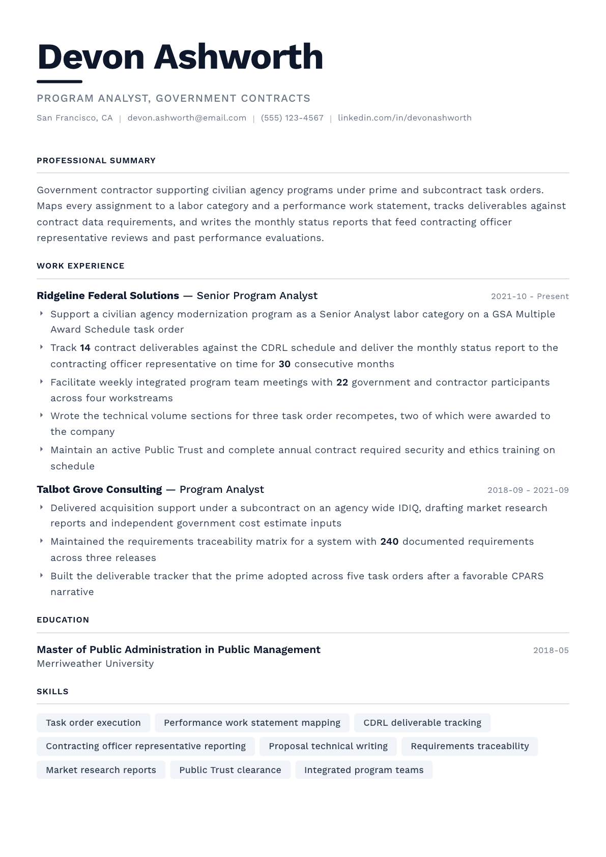 Government Contractor resume example, Berlin template