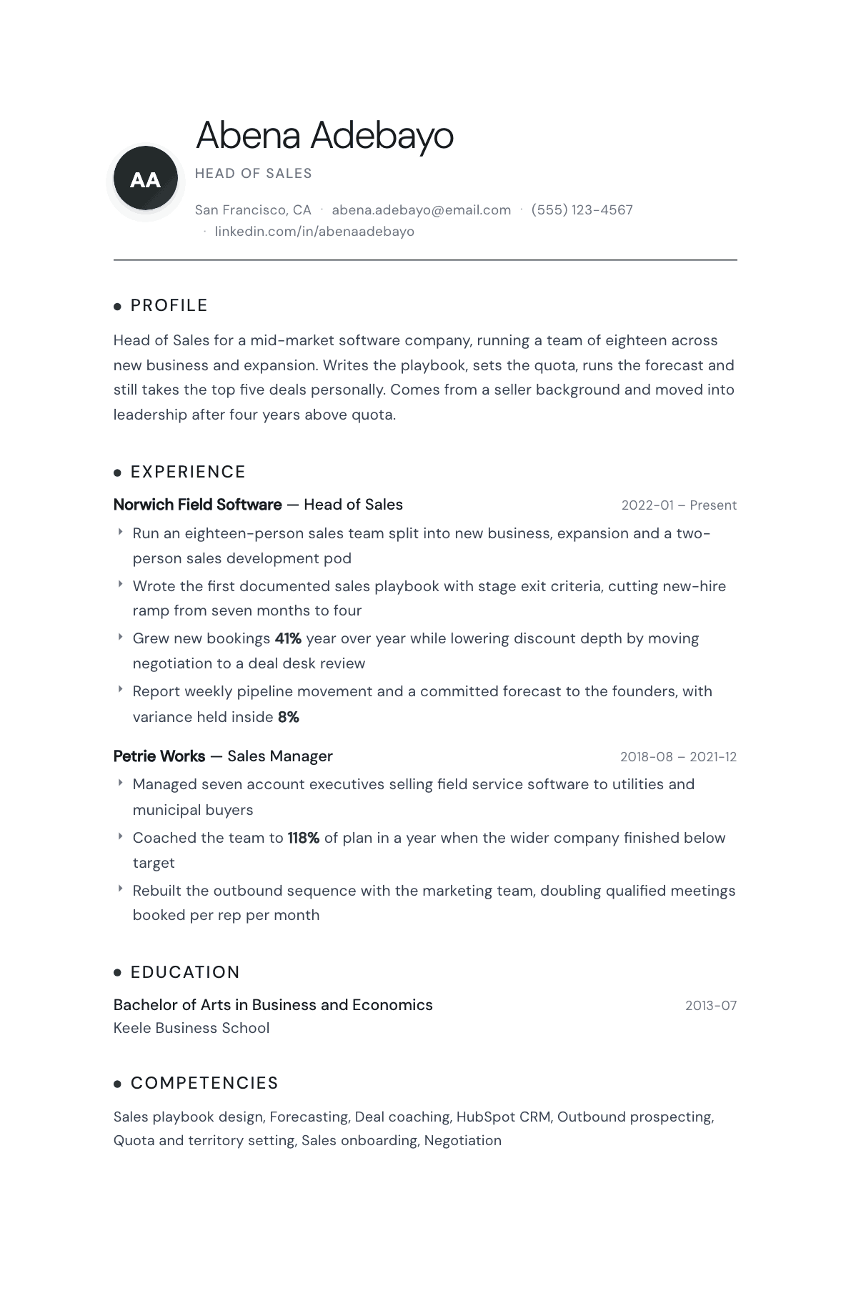 Head of Sales resume example, Pinnacle template
