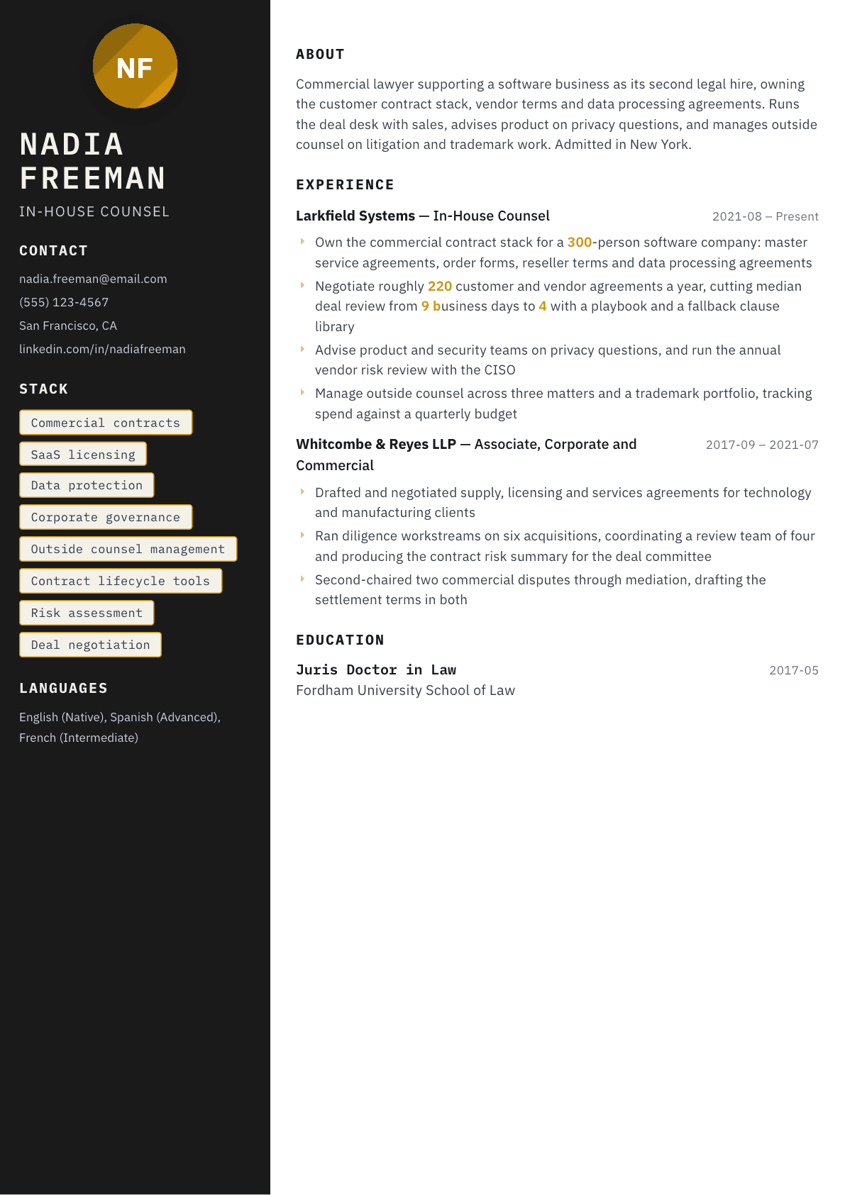 In-House Counsel resume example, Neon template