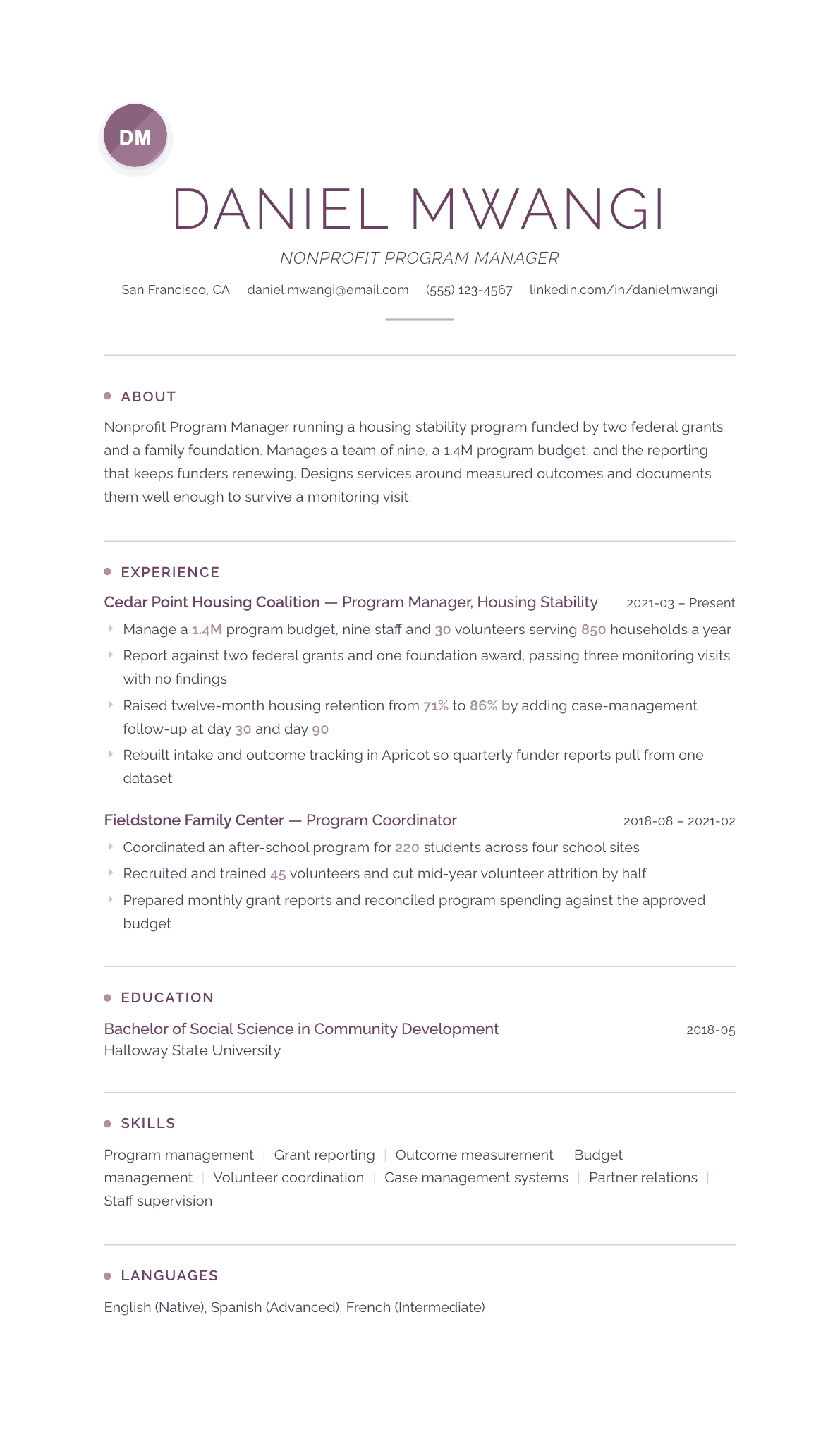 Nonprofit Program Manager resume example, Serenity template