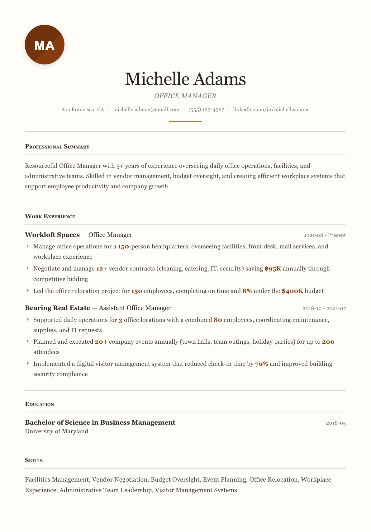 Office Manager resume example, Paris template