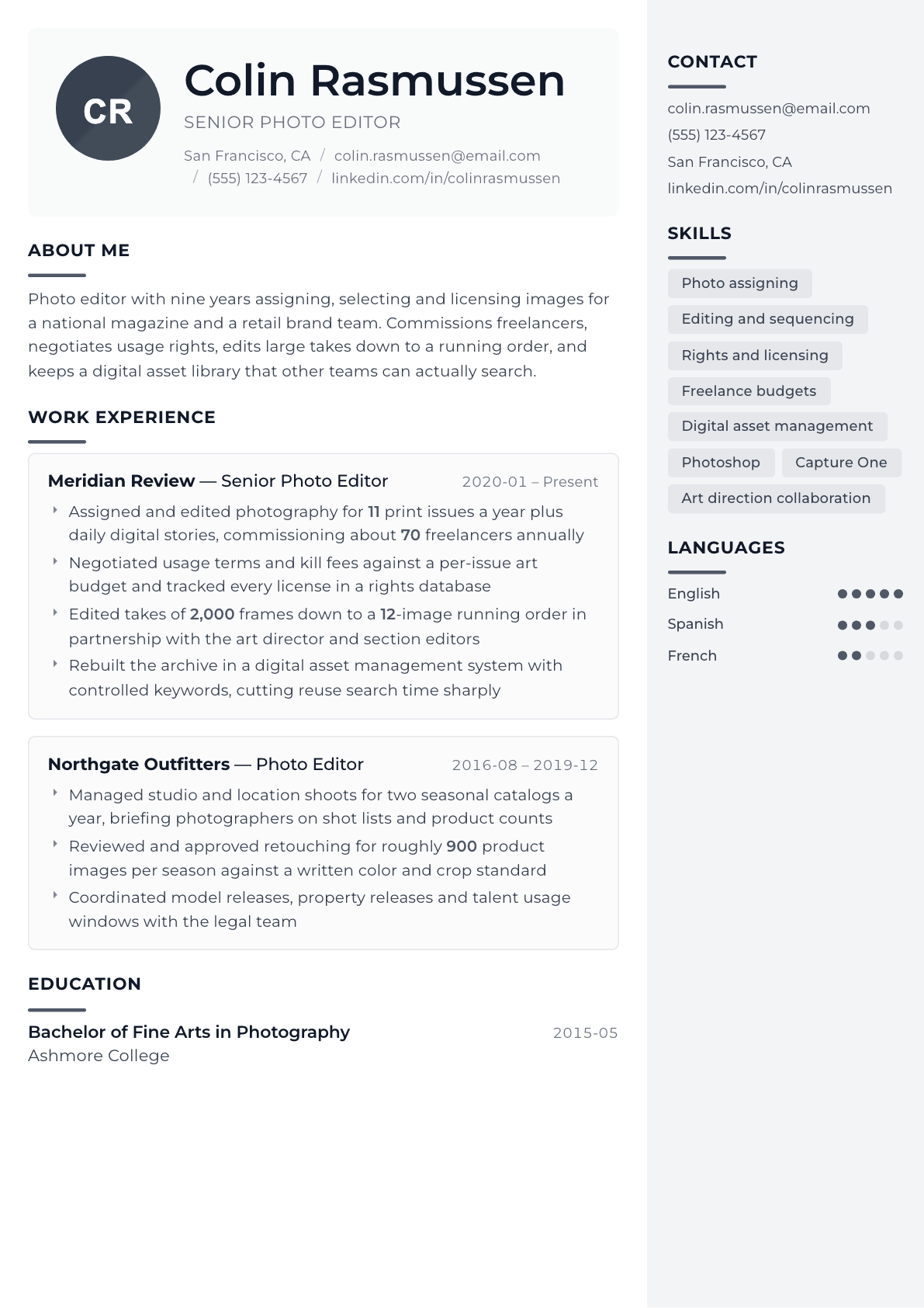 Photo Editor resume example, Metropolitan template