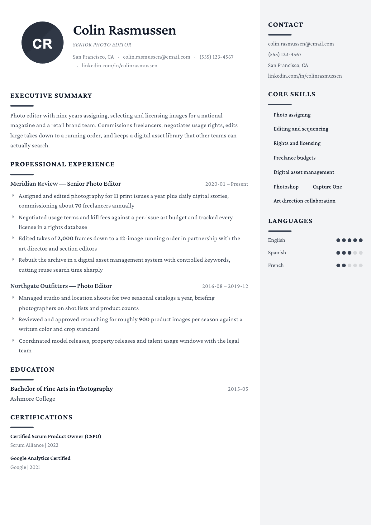 Photo Editor resume example, Monarch template