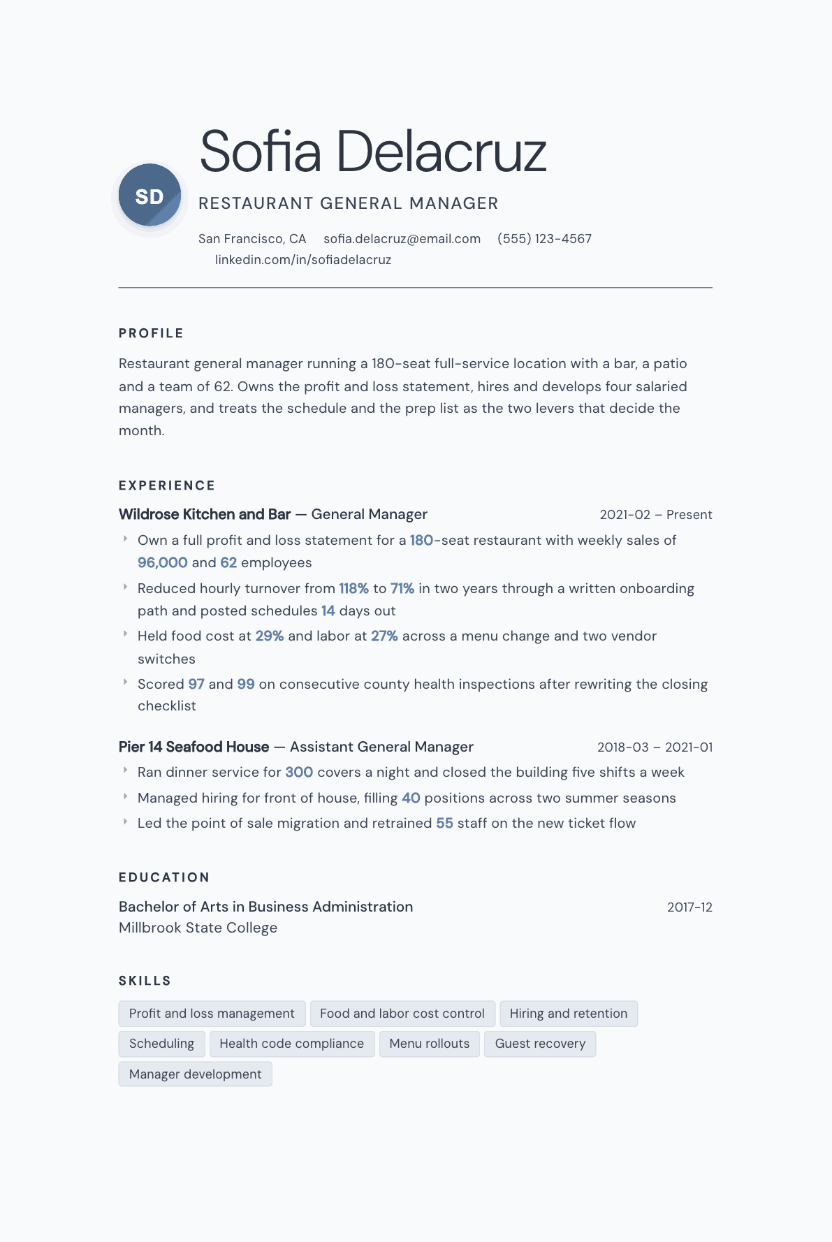 Restaurant General Manager resume example, Nordic template