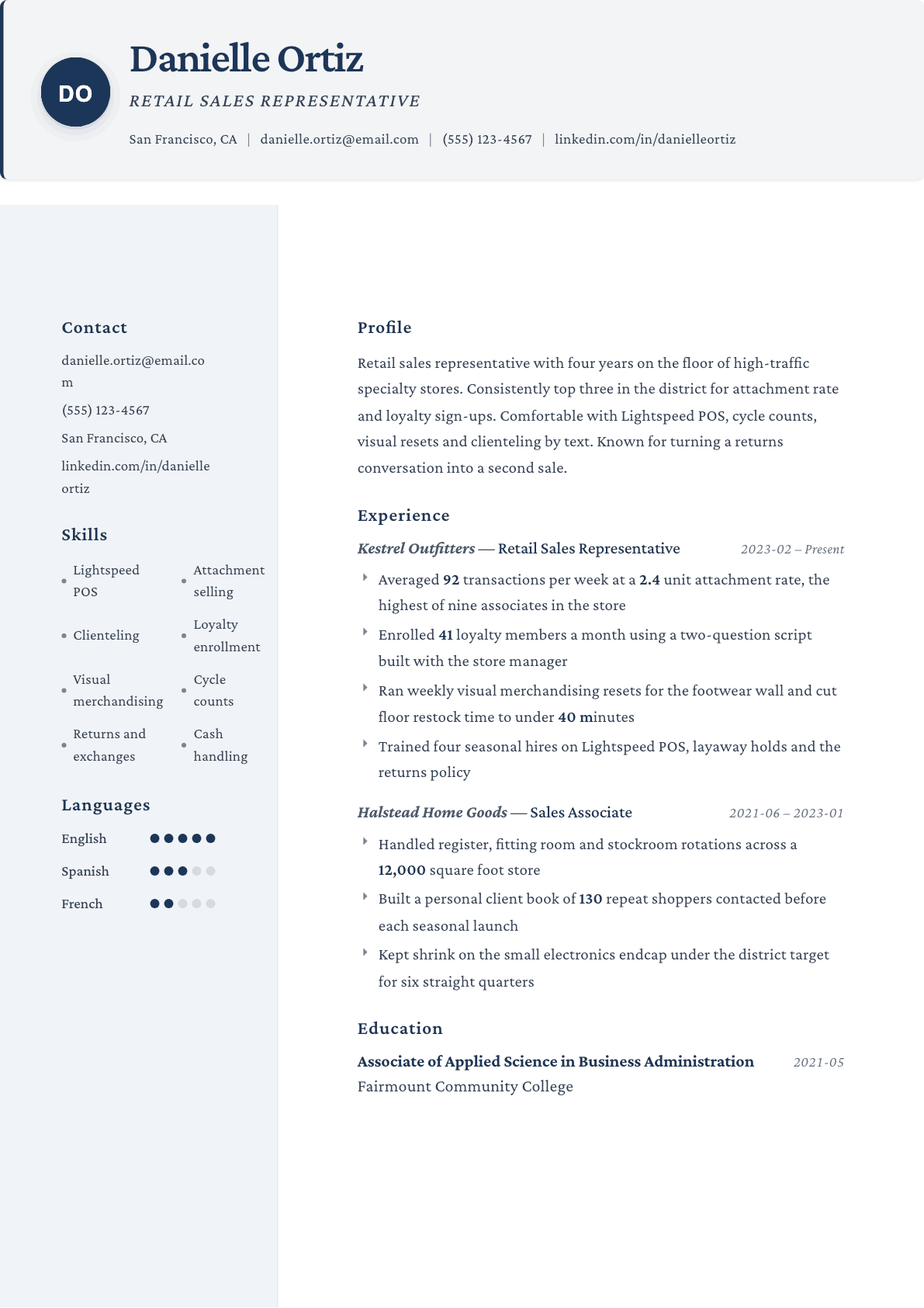 Retail Sales Representative resume example, Formal template