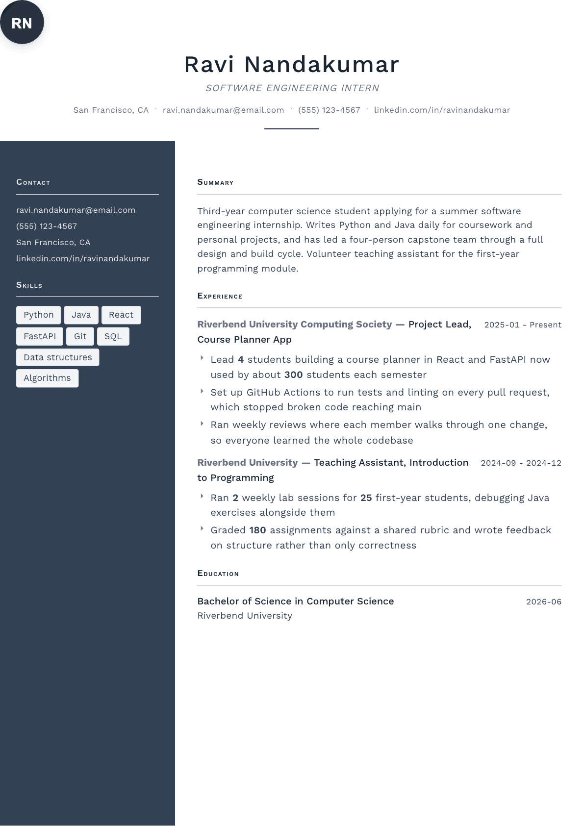 Software Engineering Intern resume example, Fold template