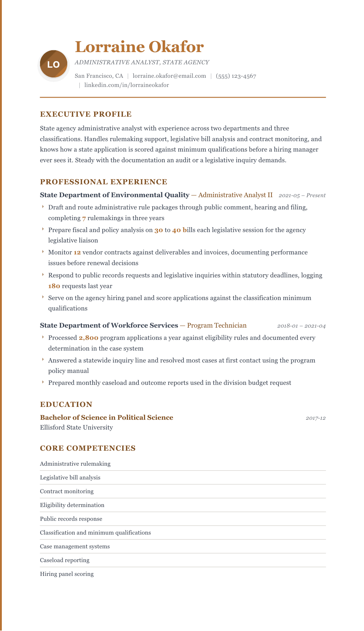 State Government Employee resume example, Regency template