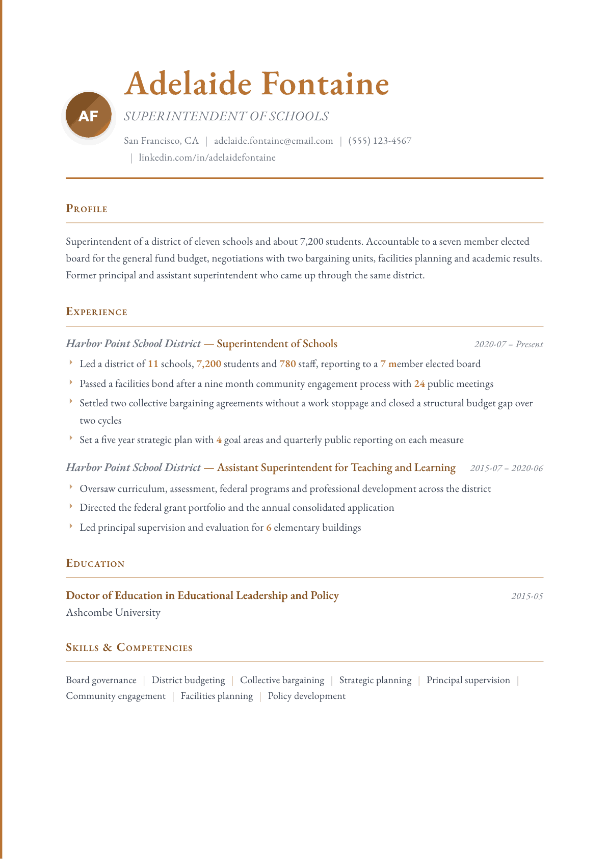 Superintendent resume example, Timeless template