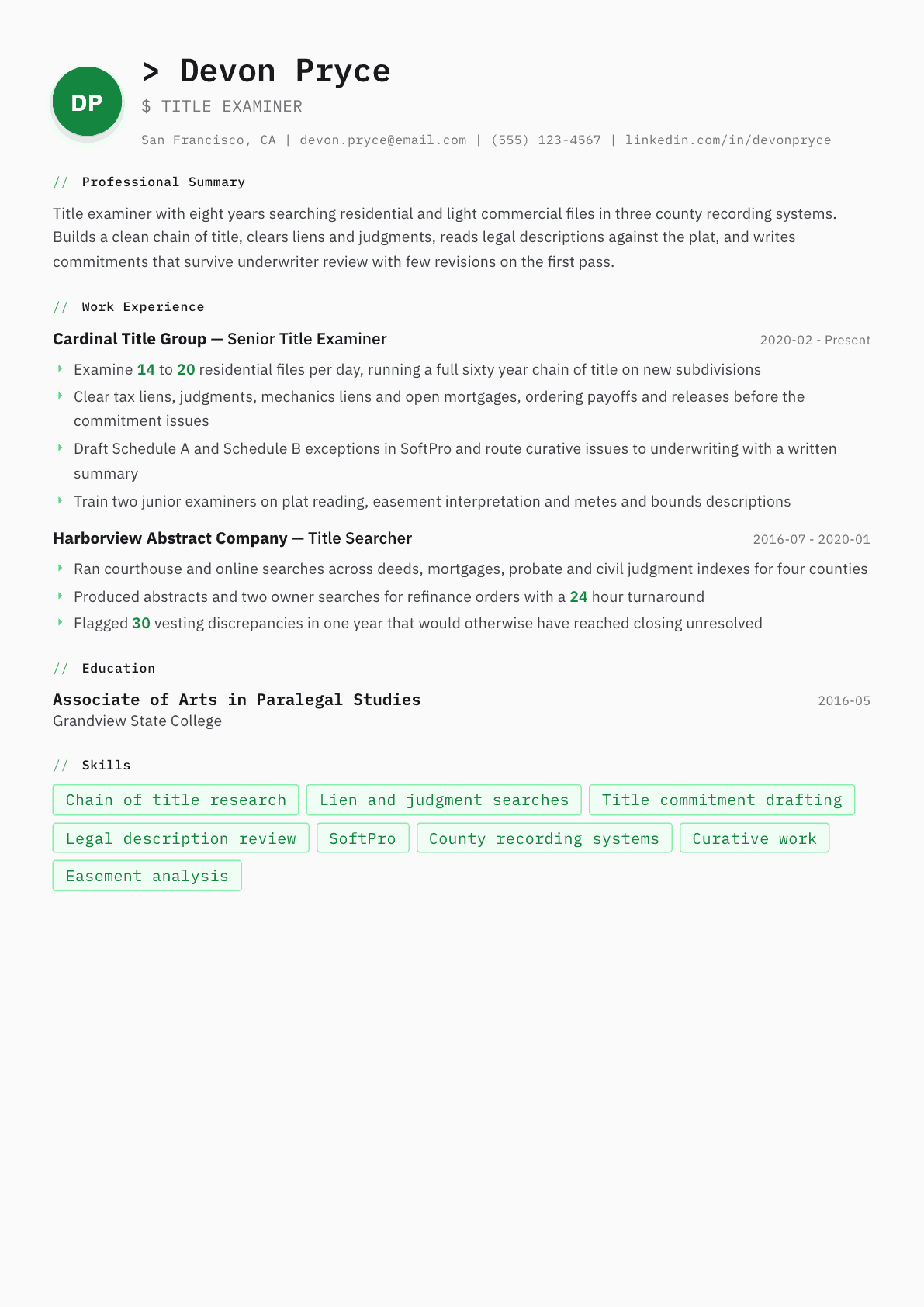 Title Examiner resume example, Amsterdam template